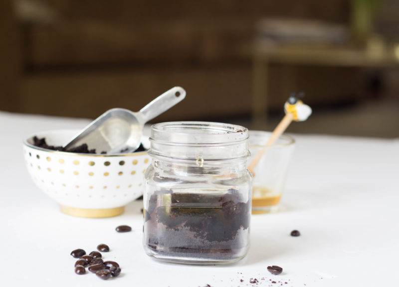 Coffee and Honey Face scrub + free printable tag » Glammed Events