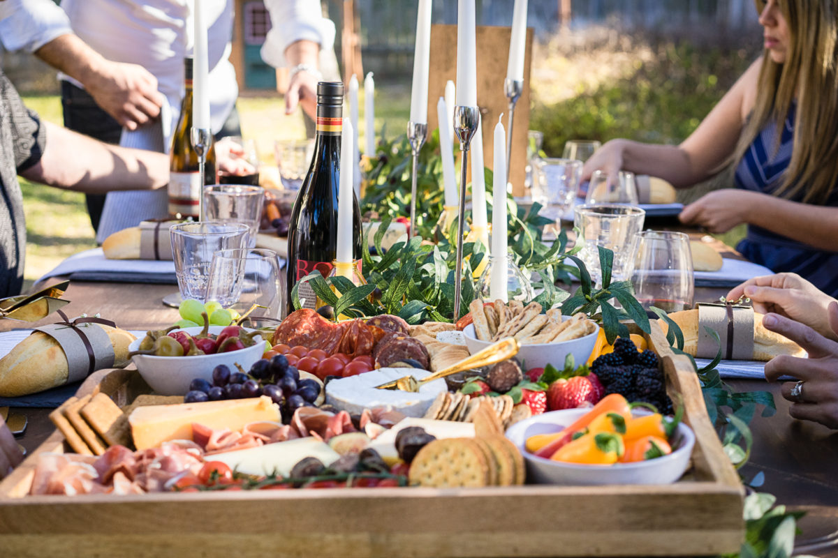 Tips for making an amazing charcuterie board + » Glammed Events